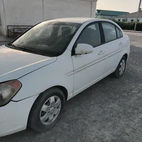 Hyundai Accent 2009