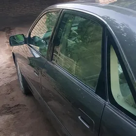 Toyota Avalon 2003
