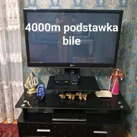 Telewizor LG gowysy patstawka