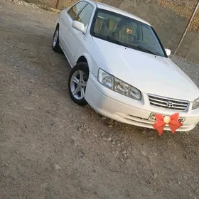 Toyota Camry 1997
