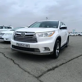 Toyota Highlander 2016