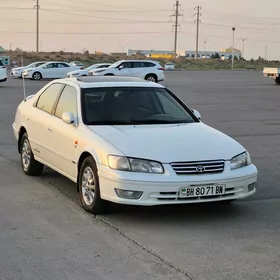 Toyota Camry 2000