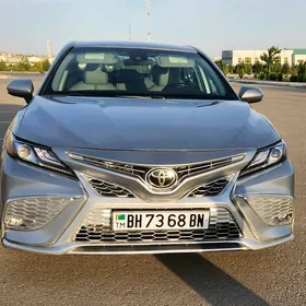 Toyota Camry 2020