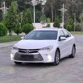 Toyota Camry 2017