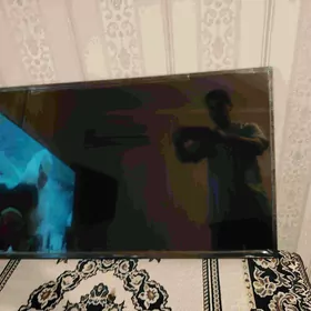 Продам новый телевизор sony