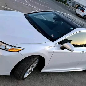 Toyota Camry 2020
