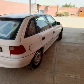 Opel Astra 1992