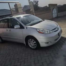 Toyota Sienna 2009