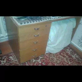 Stol iş üçin komplekt