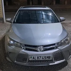 Toyota Camry 2016