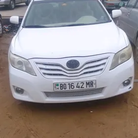 Toyota Camry 2010