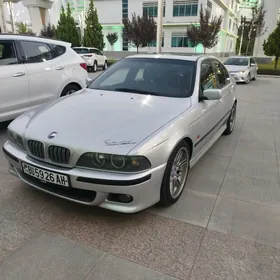 BMW E39 2002