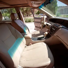 Toyota Avalon 2003
