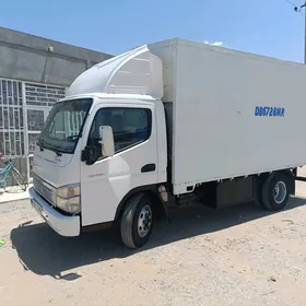 Mitsubishi Canter 2005