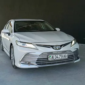 Toyota Camry 2022