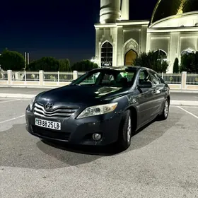Toyota Camry 2011
