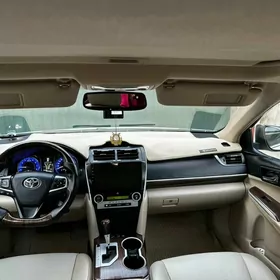 Toyota Camry 2013
