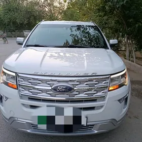 Ford Explorer 2019