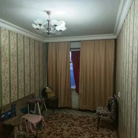 3 комнат 4 этаж
