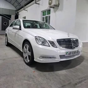 Mercedes-Benz E350 2011