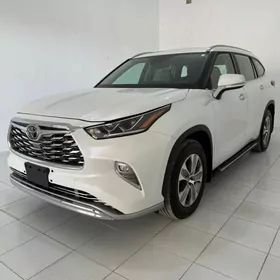 Toyota Highlander 2024