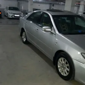 Toyota Camry 2005