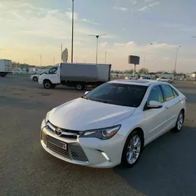 Toyota Camry 2017