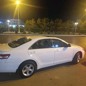 Toyota Camry 2010