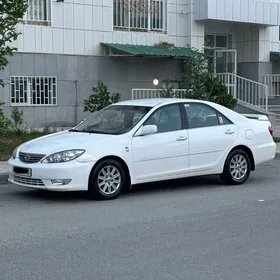 Toyota Camry 2005