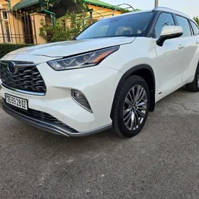 Toyota Highlander 2020