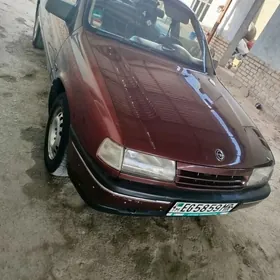 Opel Vectra 1990