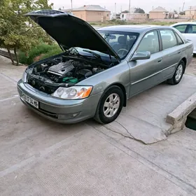 Toyota Avalon 2001
