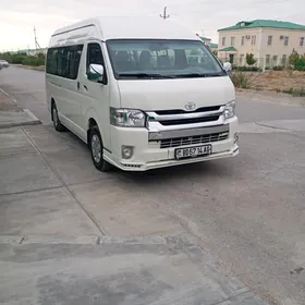 Toyota Hiace 2007