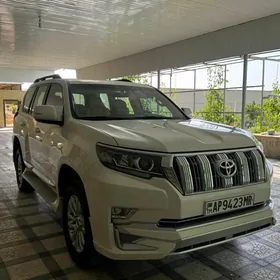 Toyota Land Cruiser Prado 2021