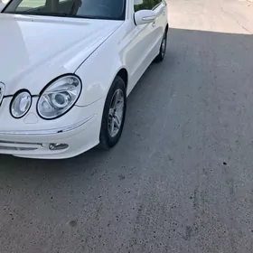 Mercedes-Benz E320 2002