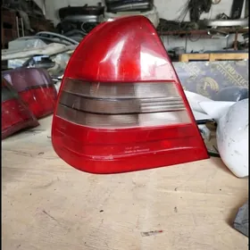 MERCEDES 202 STOP MORDA