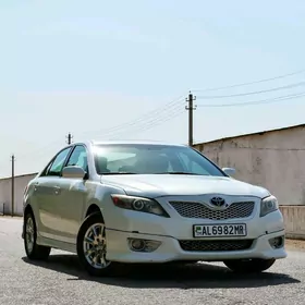 Toyota Camry 2011