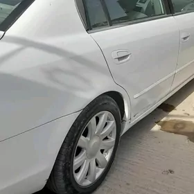 Nissan Altima 2002