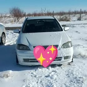 Opel Astra 2003