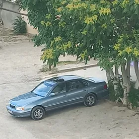 Toyota Avalon 1999