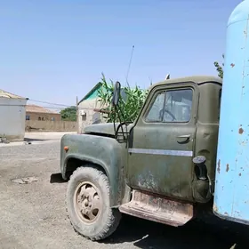 Gaz 52 1986