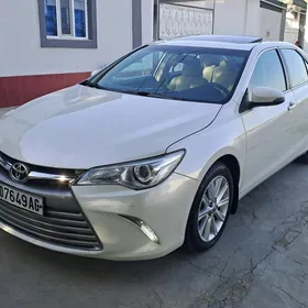 Toyota Camry 2016