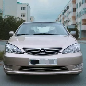 Toyota Camry 2005