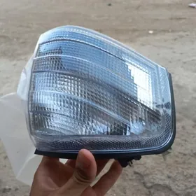 Far poworotnika mercedes w202