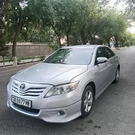 Toyota Camry 2010