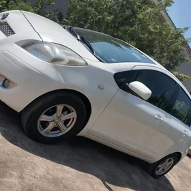 Toyota Yaris 2010