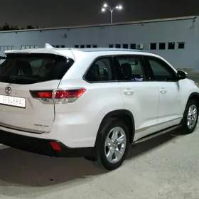 Toyota Highlander 2016