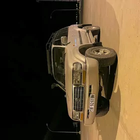 Toyota Land Cruiser 1996