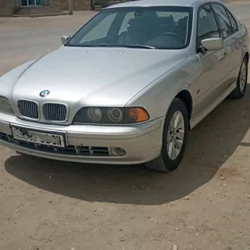 BMW E39 1998