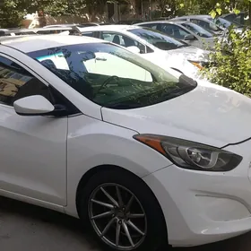Hyundai Elantra 2015